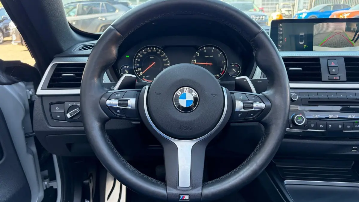 420i 183PK HIGH EXECUTIVE M-SPORT AUTOMAAT / NAVI / LEDER / FULL-LED / CLIMA / 19" LMV / KEYLESS / ORG. NL. / MEMORY SEATS / NEKVERWARMING / WINTERPAKKET / UNIEK !!