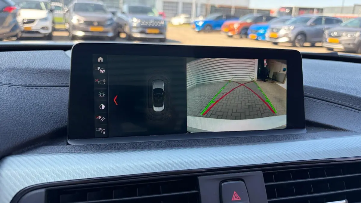 420i 183PK HIGH EXECUTIVE M-SPORT AUTOMAAT / NAVI / LEDER / FULL-LED / CLIMA / 19" LMV / KEYLESS / ORG. NL. / MEMORY SEATS / NEKVERWARMING / WINTERPAKKET / UNIEK !!