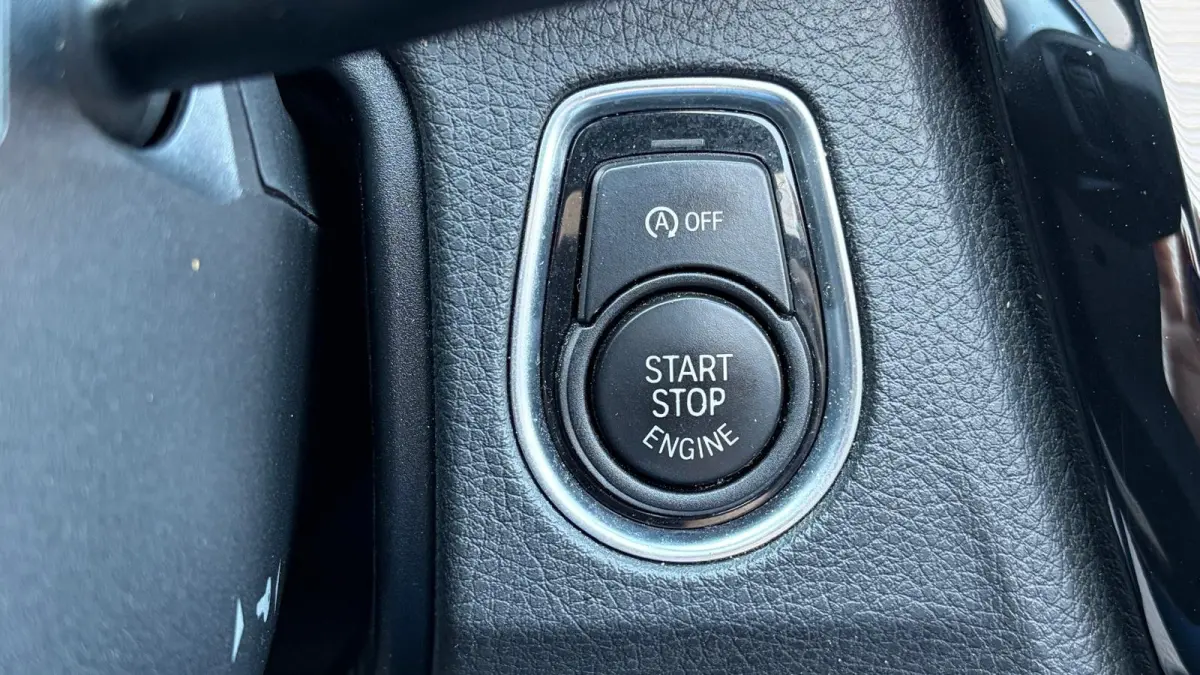 420i 183PK HIGH EXECUTIVE M-SPORT AUTOMAAT / NAVI / LEDER / FULL-LED / CLIMA / 19" LMV / KEYLESS / ORG. NL. / MEMORY SEATS / NEKVERWARMING / WINTERPAKKET / UNIEK !!