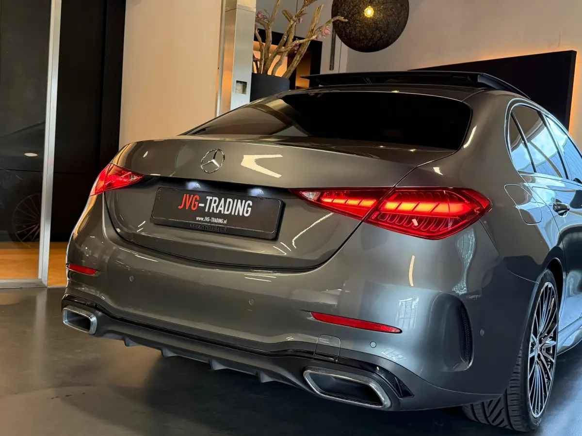 180 AMG Night Panorama Sfeerverl. Camera