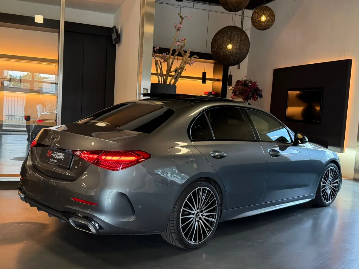 180 AMG Night Panorama Sfeerverl. Camera