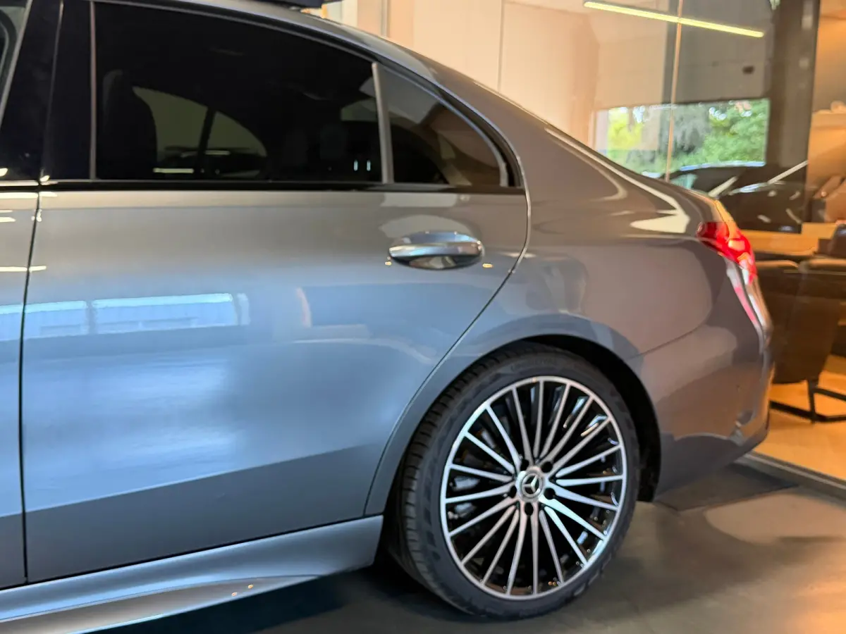 180 AMG Night Panorama Sfeerverl. Camera