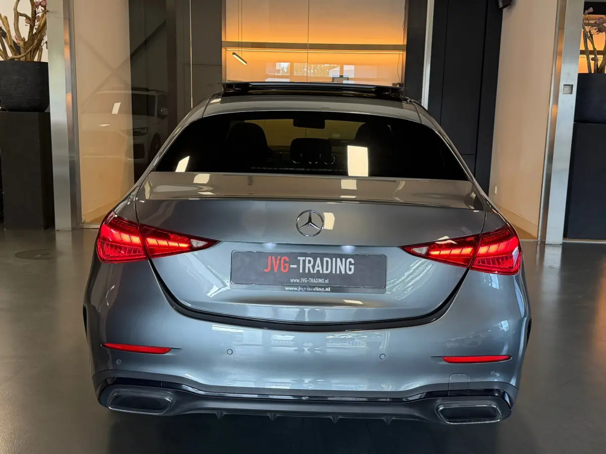 180 AMG Night Panorama Sfeerverl. Camera
