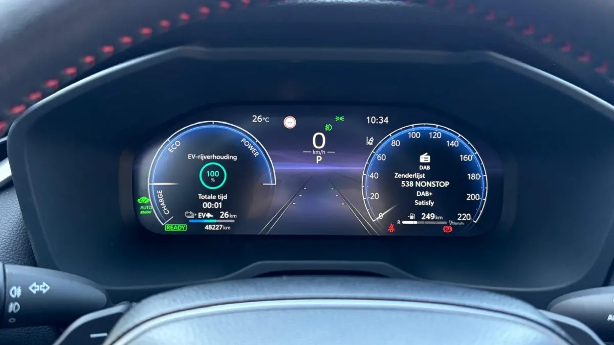 2.5 PLUG-IN HYBRID AWD 306PK GR SPORT / NAVI / CLIMA / LED / PDC / 19" LMV / CAMERA / KEYLESS / ADAPT. CRUISECONTROL / HUD / WINTERPAKKET !!