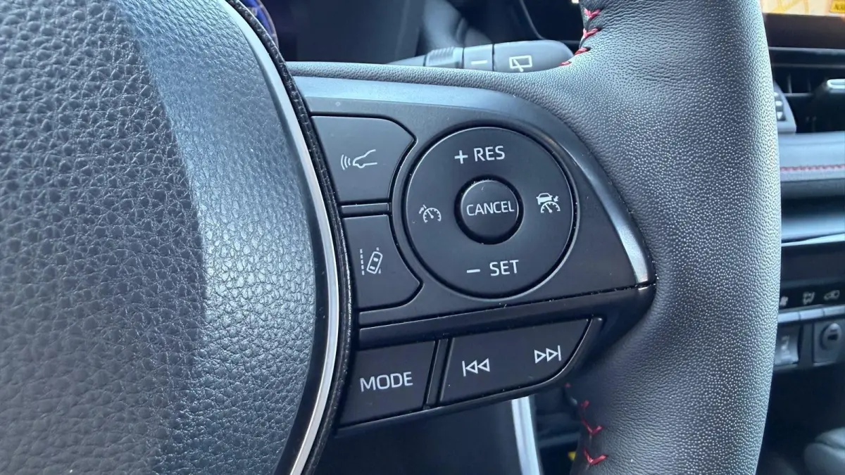 2.5 PLUG-IN HYBRID AWD 306PK GR SPORT / NAVI / CLIMA / LED / PDC / 19" LMV / CAMERA / KEYLESS / ADAPT. CRUISECONTROL / HUD / WINTERPAKKET !!
