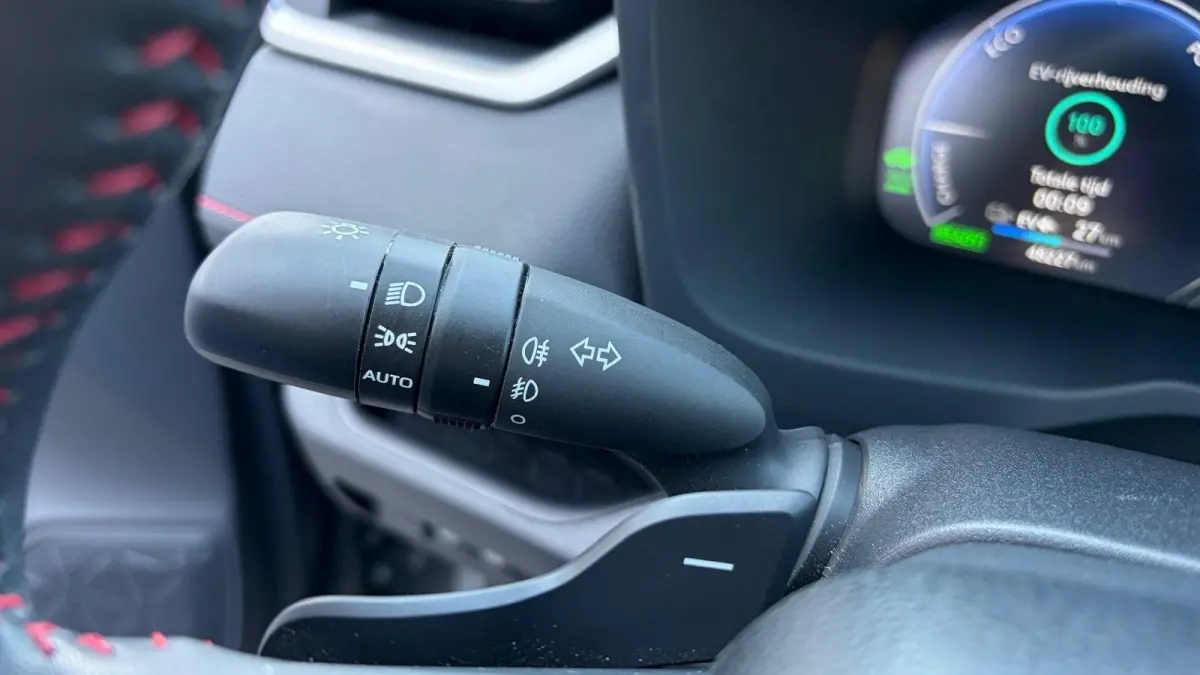 2.5 PLUG-IN HYBRID AWD 306PK GR SPORT / NAVI / CLIMA / LED / PDC / 19" LMV / CAMERA / KEYLESS / ADAPT. CRUISECONTROL / HUD / WINTERPAKKET !!