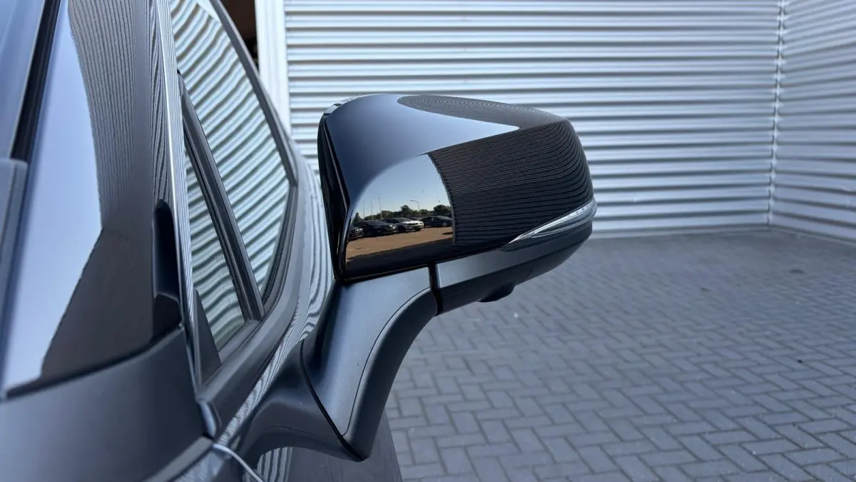 2.5 PLUG-IN HYBRID AWD 306PK GR SPORT / NAVI / CLIMA / LED / PDC / 19" LMV / CAMERA / KEYLESS / ADAPT. CRUISECONTROL / HUD / WINTERPAKKET !!