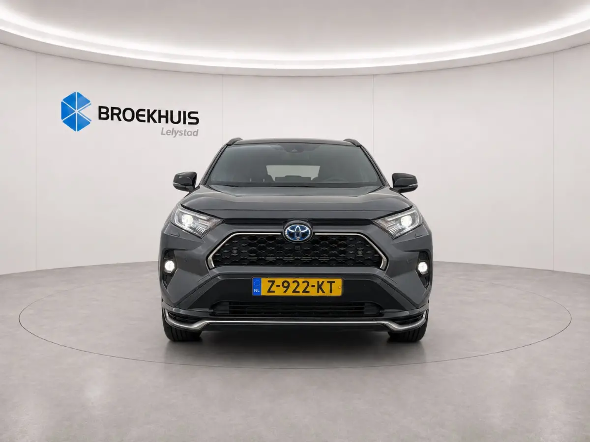 2.5 PLUG-IN HYBRID AWD 306PK GR SPORT / NAVI / CLIMA / LED / PDC / 19" LMV / CAMERA / KEYLESS / ADAPT. CRUISECONTROL / HUD / WINTERPAKKET !!