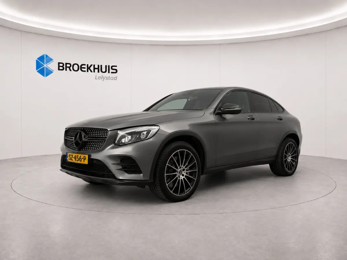 250 4MATIC PREMIUM PLUS AMG AUTOMAAT / NAVI / LEDER / CLIMA / FULL-LED / PDC / 20" LMV / CAMERA / LUCHTVERING / PANO. DAK / WEGKLAP. TREKHAAK !!