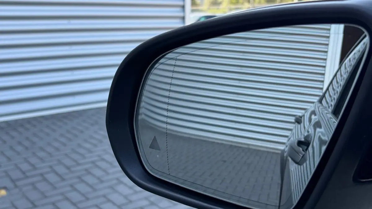 250 4MATIC PREMIUM PLUS AMG AUTOMAAT / NAVI / LEDER / CLIMA / FULL-LED / PDC / 20" LMV / CAMERA / LUCHTVERING / PANO. DAK / WEGKLAP. TREKHAAK !!