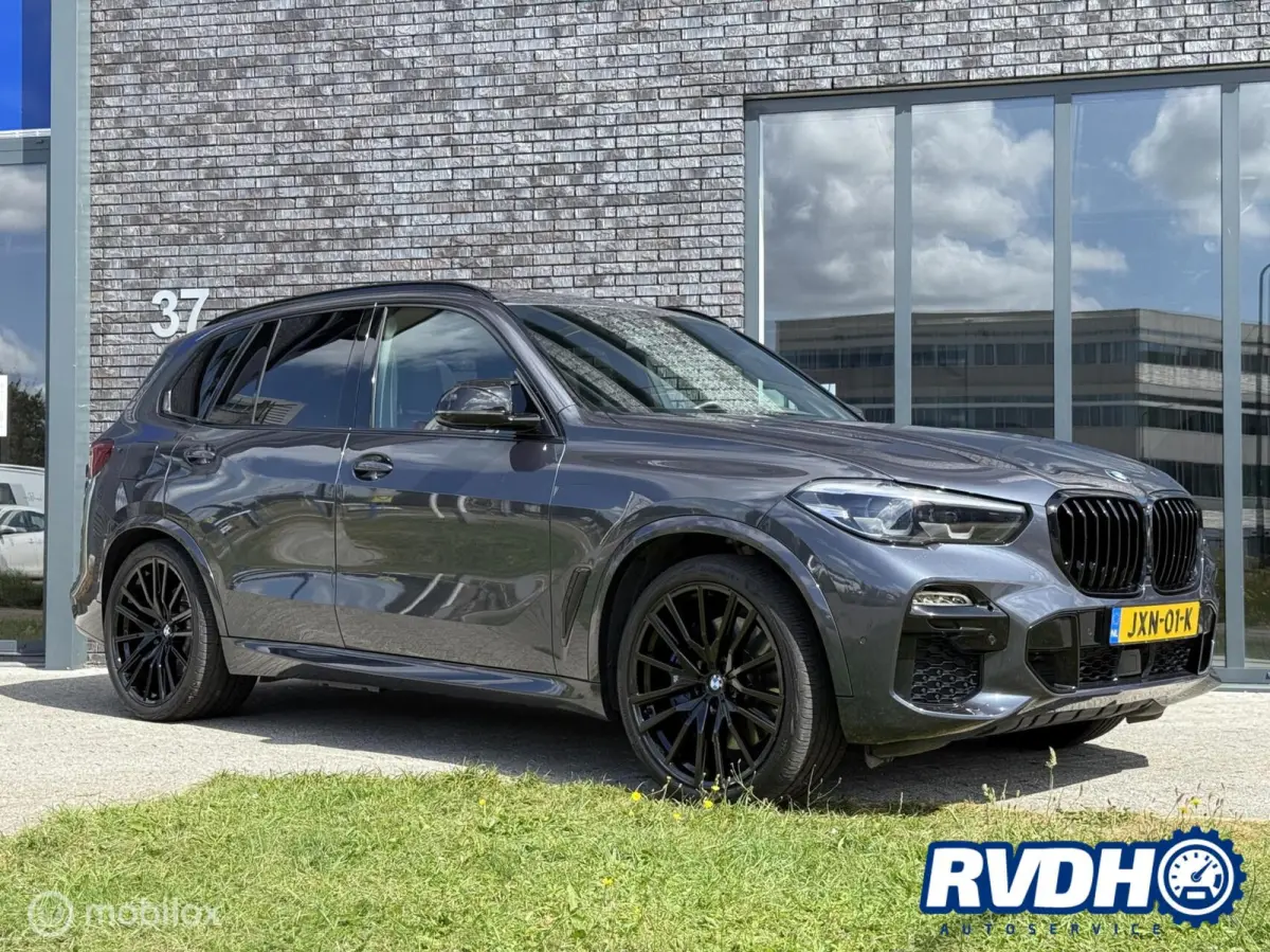 xDrive45e High Executive M Sport |Pano|Trekh|Memory
