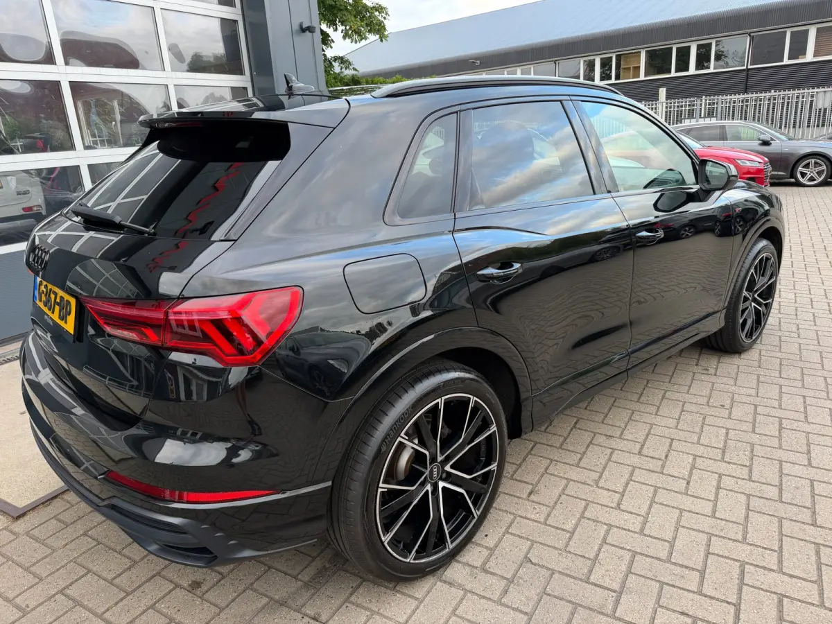 35 TFSI S Line / Pano / Sportleder / B&O / Trekhaak / Virtual / LED / Keyless.