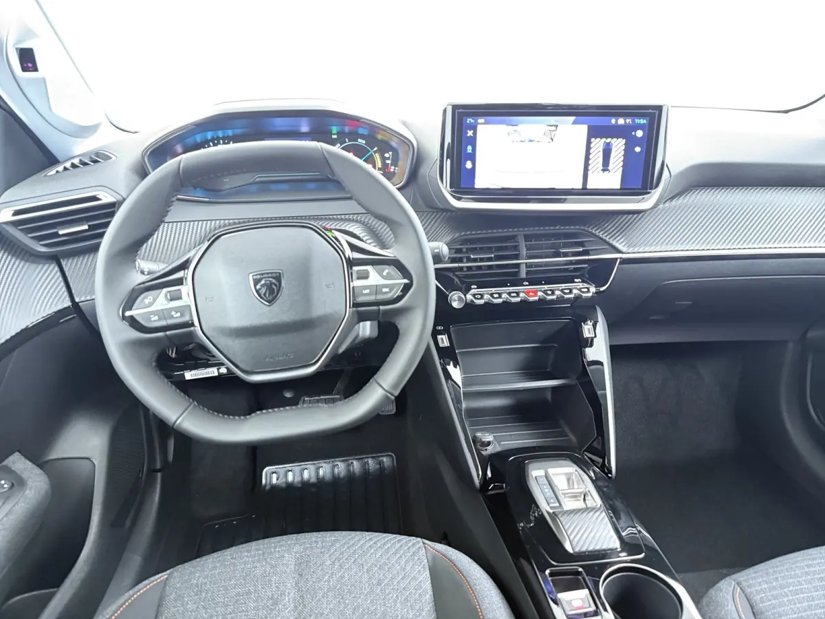 | €5000 Voorraad Voordeel | Business | 10" HD-touchscreen met PEUGEOT i-Connect® Advanced Navigatie | Elektrische parkeerrem | Extra getinte achterste zijruiten en achterruit