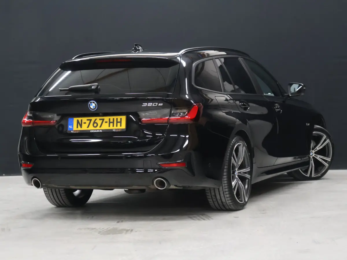 320e Business Edition Plus M Sport [HEAD-UP, APPLE CARPLAY, ANDROID, STOELVERWARMING, CAMERA, VOL LEDER, PDC RONDOM, CRUISE, CLIMATE, NIEUWSTAAT]