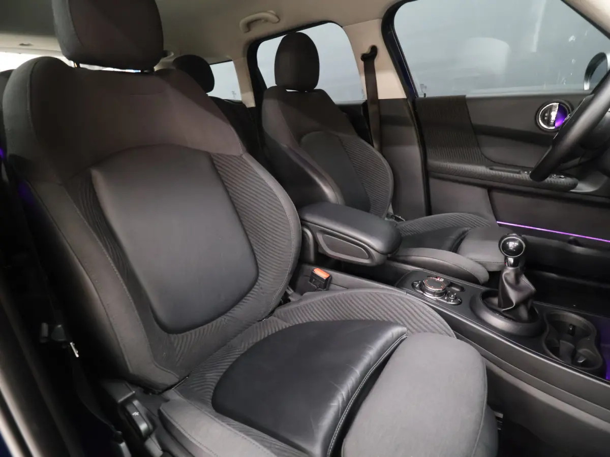 1.5 Cooper Chili [APPLE CARPLAY, ANDROID, PDC V+A, HALF LEDER, CRUISE, CLIMATE, NAVIGATIE, NIEUWSTAAT]