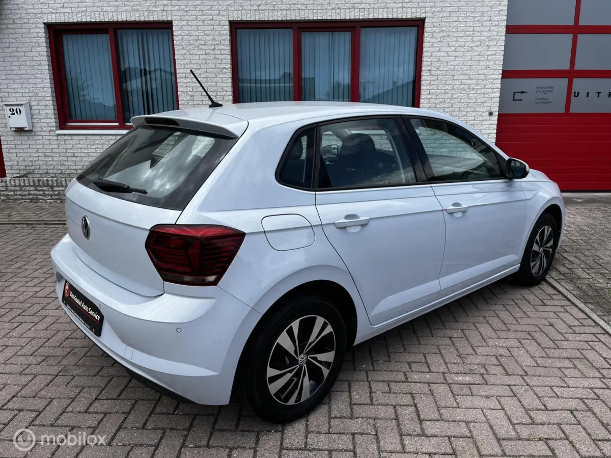 1.0i CRUISE / NAVI / PDC