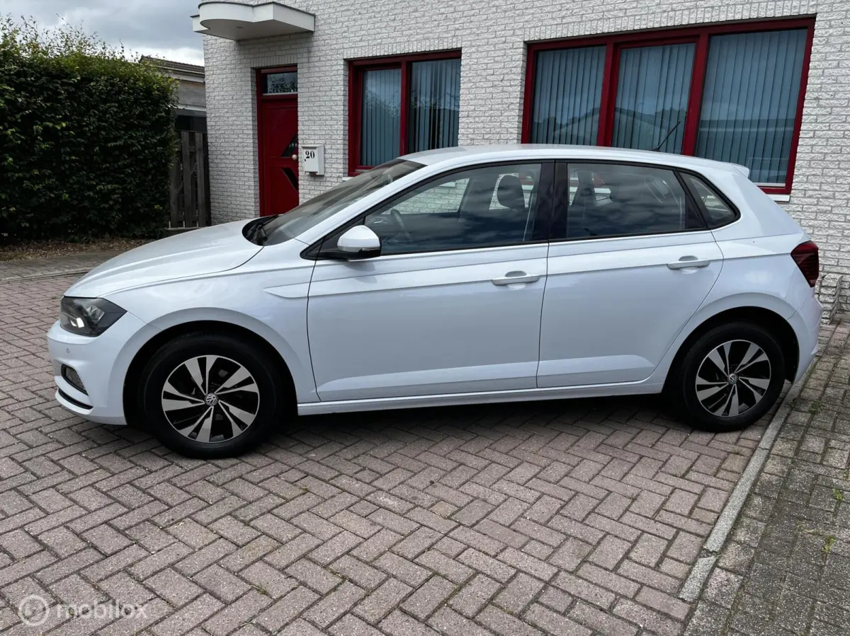 1.0i CRUISE / NAVI / PDC