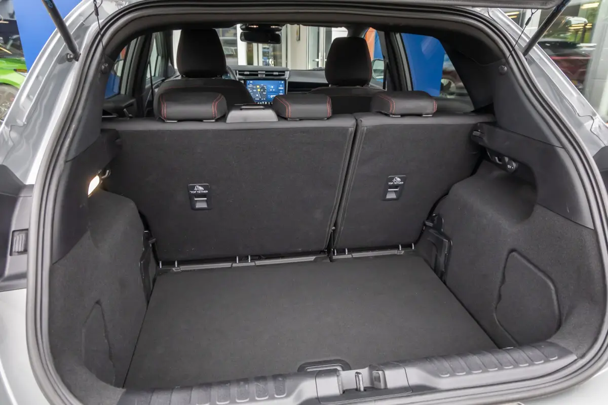1.0 EcoBoost ST-Line Apple Carplay/Android Auto | Navigatiesysteem full map | Verwarmde voorruit | Voorstoelen verwarmd | Achteruitrijcamera | Apple Carplay/Android Auto|telefoonintegratie p