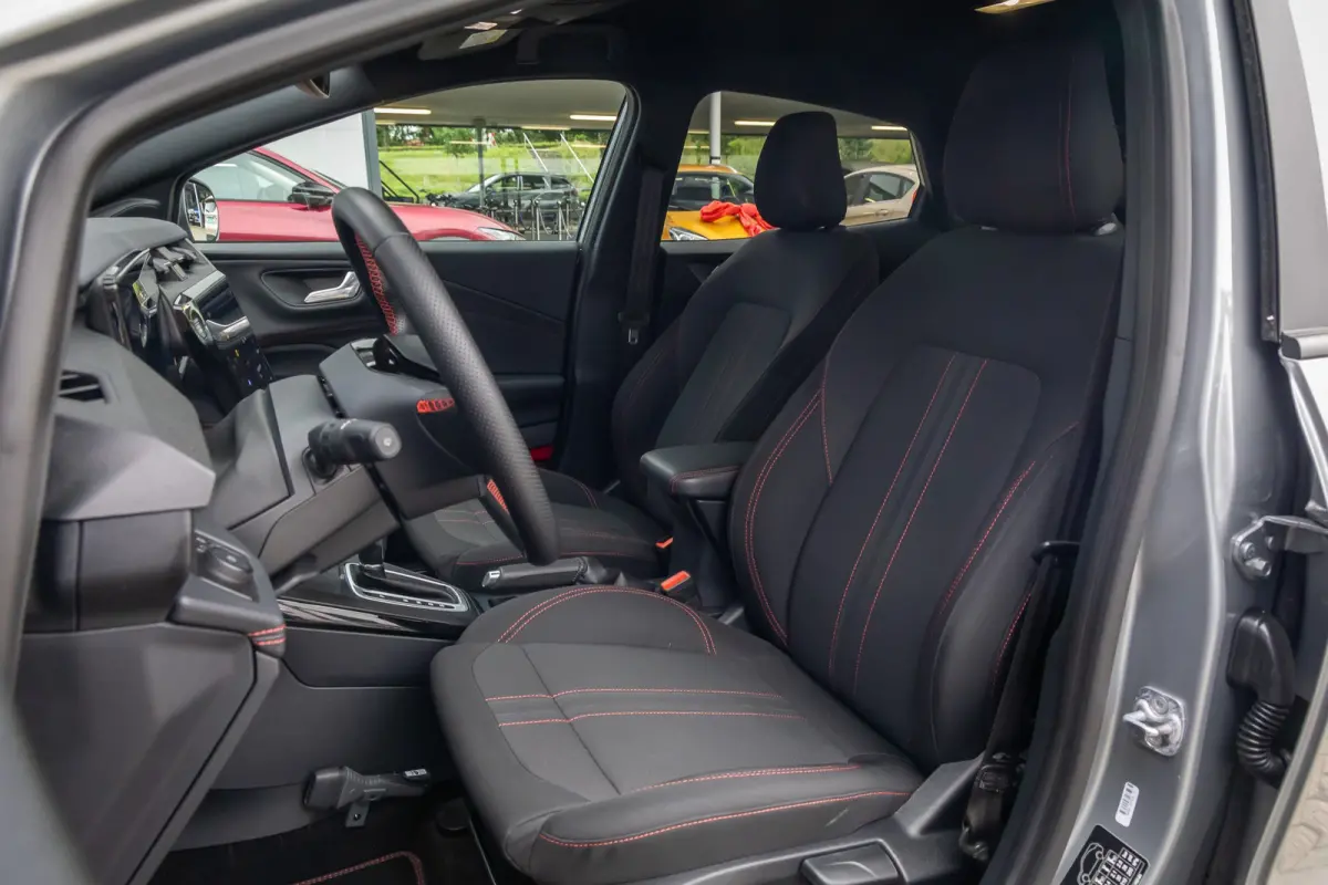1.0 EcoBoost ST-Line Apple Carplay/Android Auto | Navigatiesysteem full map | Verwarmde voorruit | Voorstoelen verwarmd | Achteruitrijcamera | Apple Carplay/Android Auto|telefoonintegratie p