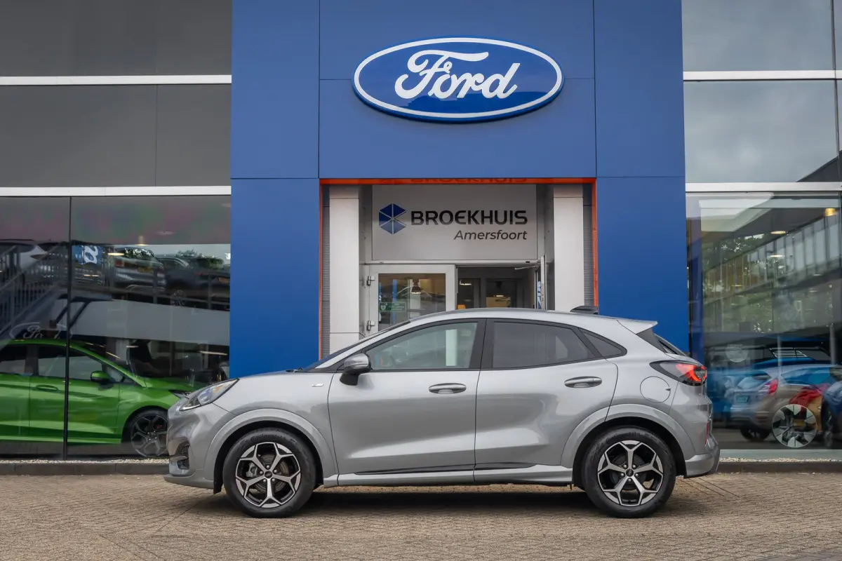 1.0 EcoBoost ST-Line Apple Carplay/Android Auto | Navigatiesysteem full map | Verwarmde voorruit | Voorstoelen verwarmd | Achteruitrijcamera | Apple Carplay/Android Auto|telefoonintegratie p