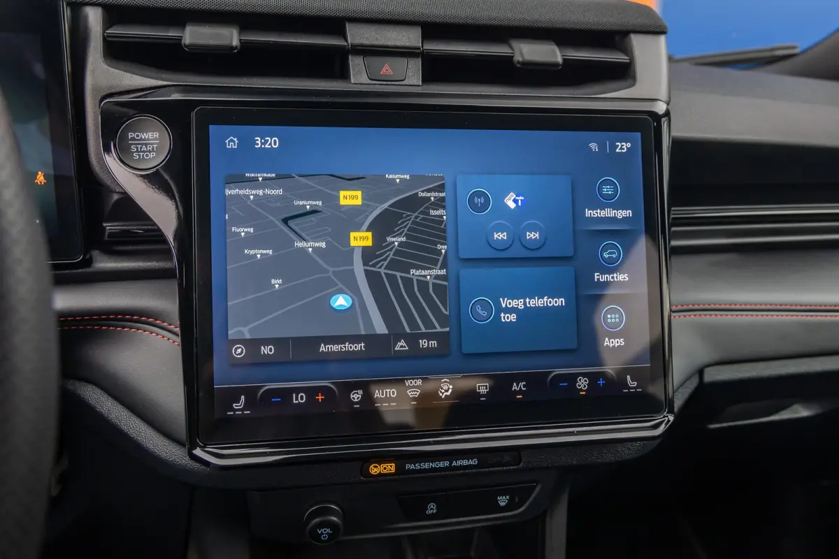 1.0 EcoBoost ST-Line Apple Carplay/Android Auto | Navigatiesysteem full map | Verwarmde voorruit | Voorstoelen verwarmd | Achteruitrijcamera | Apple Carplay/Android Auto|telefoonintegratie p