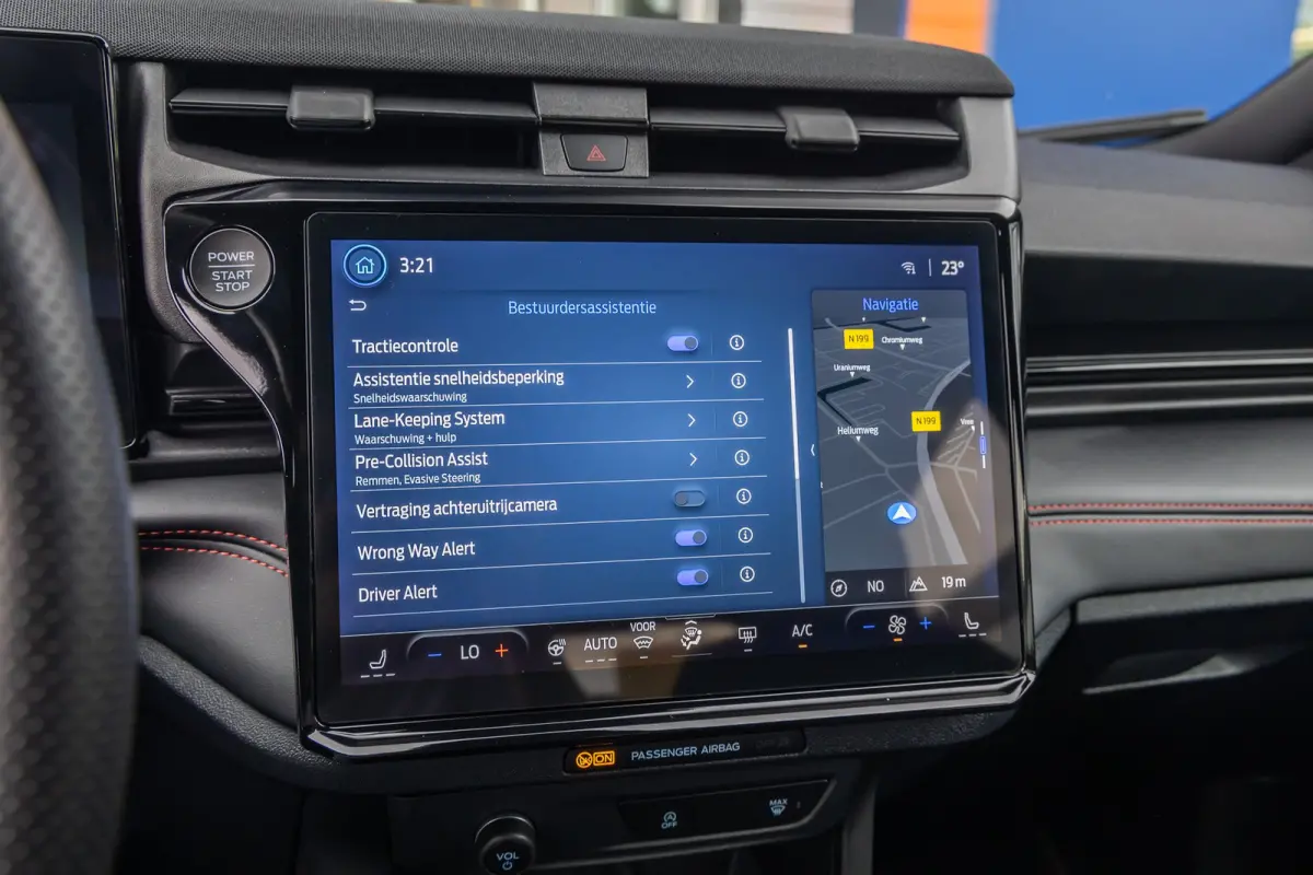 1.0 EcoBoost ST-Line Apple Carplay/Android Auto | Navigatiesysteem full map | Verwarmde voorruit | Voorstoelen verwarmd | Achteruitrijcamera | Apple Carplay/Android Auto|telefoonintegratie p