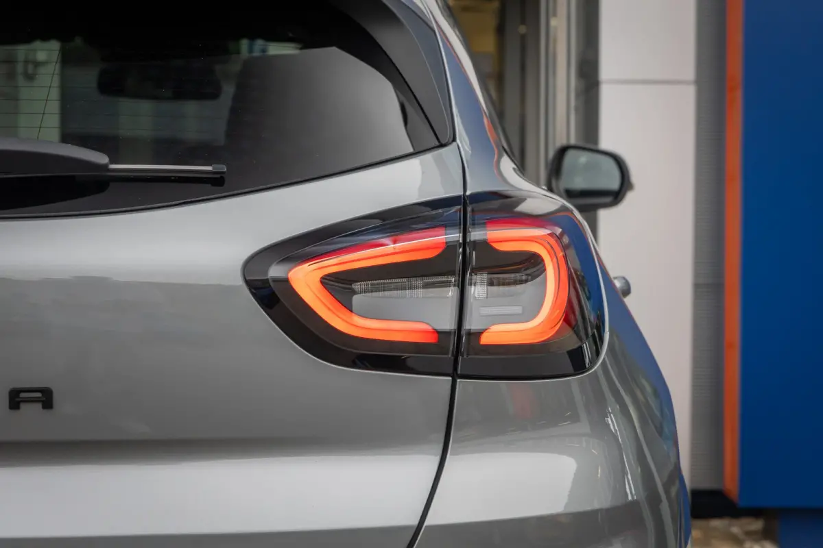 1.0 EcoBoost ST-Line Apple Carplay/Android Auto | Navigatiesysteem full map | Verwarmde voorruit | Voorstoelen verwarmd | Achteruitrijcamera | Apple Carplay/Android Auto|telefoonintegratie p