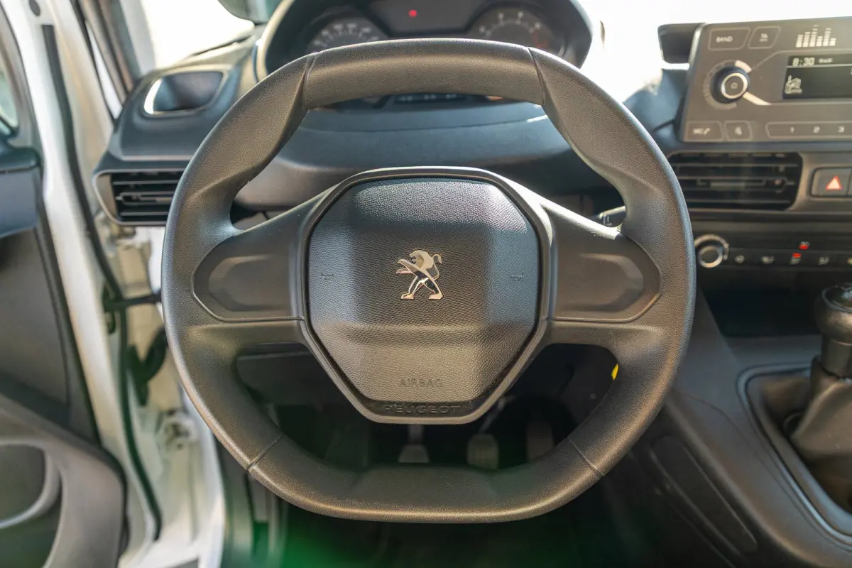 1.6 BlueHDI Pro Trekhaak I Airco I Bluetooth I Betimmering I NAP I BTW