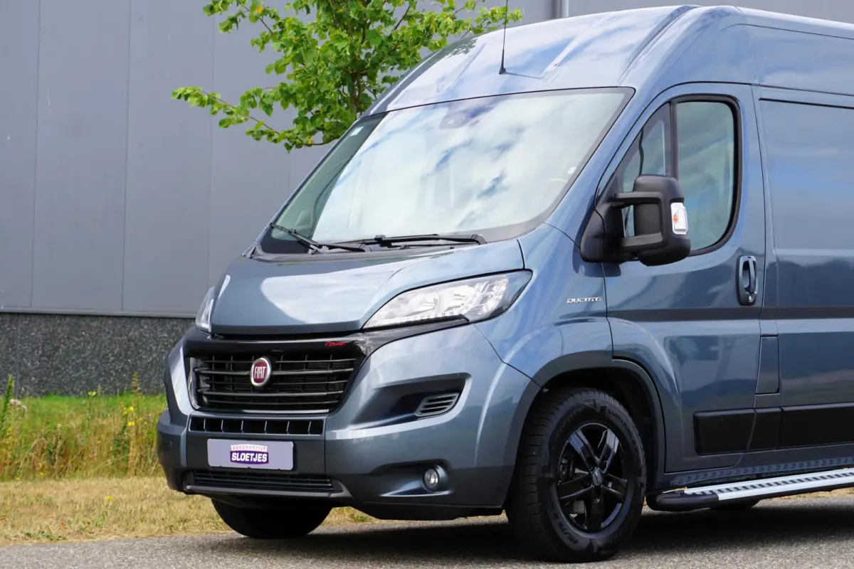 35H 2.3 MultiJet L2H2 Automaat |180 pk |Metallic |1e eigenaar |Topstaat |Camera |Cruise |Navi |Climate control |BPM vrij |EURO6D |Meegespoten voorbumper |LED dagrijverlichting