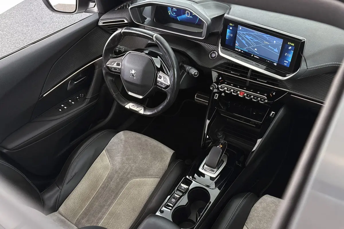 EV GT Pack 50 kWh Panoramadak Adaptieve Cruise Stoelverwarming