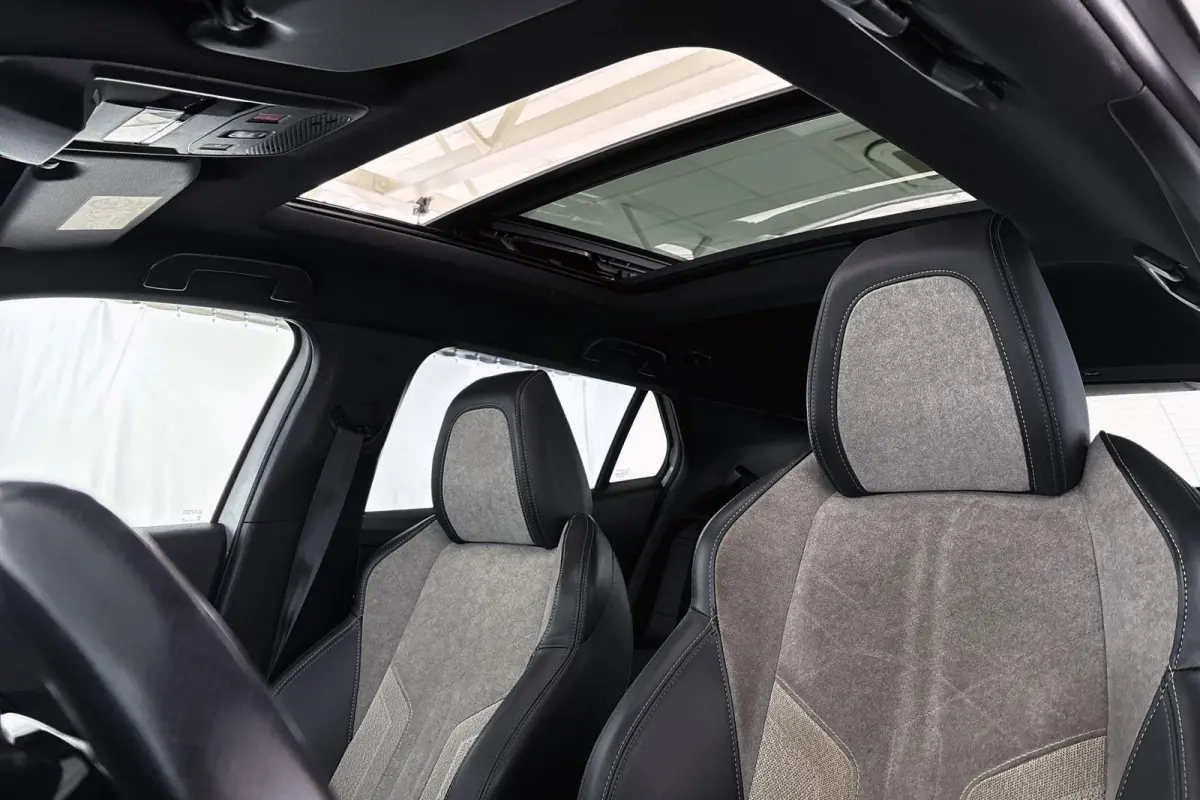 EV GT Pack 50 kWh Panoramadak Adaptieve Cruise Stoelverwarming