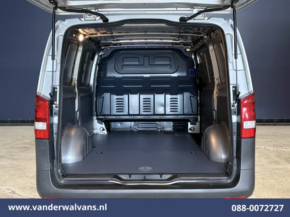 116 CDI 164pk L2H1 Euro6 Airco | Camera | Navigatie | Cruisecontrol | Stoelverwarming Bijrijdersbank, Achterklep