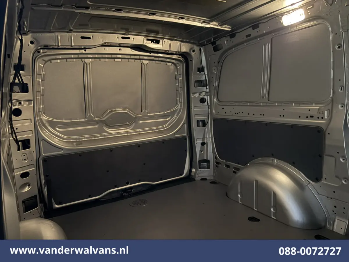 116 CDI 164pk L2H1 Euro6 Airco | Camera | Navigatie | Cruisecontrol | Stoelverwarming Bijrijdersbank, Achterklep