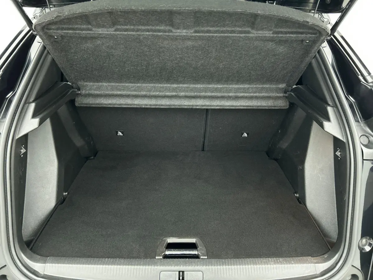 EV Allure Pack 50 kWh | 1ste Eigenaar | Accu 93% | Stoelverwarming | Achteruitrij Camera | Apple Carplay/Android Auto | Climate Control |