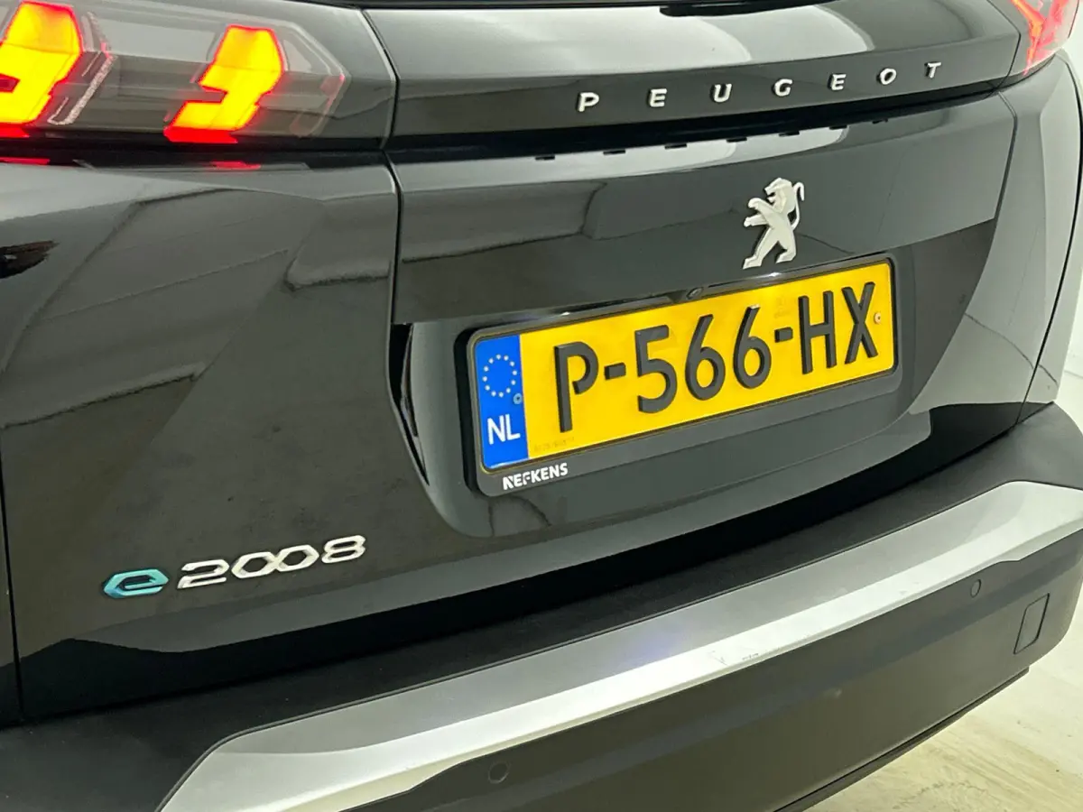 EV Allure Pack 50 kWh | 1ste Eigenaar | Accu 93% | Stoelverwarming | Achteruitrij Camera | Apple Carplay/Android Auto | Climate Control |