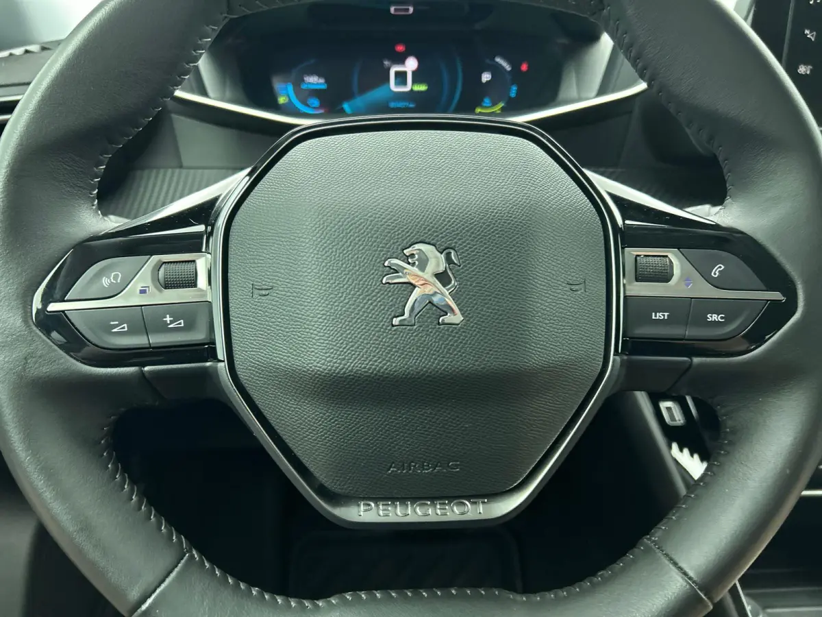 EV Allure Pack 50 kWh | 1ste Eigenaar | Accu 93% | Stoelverwarming | Achteruitrij Camera | Apple Carplay/Android Auto | Climate Control |