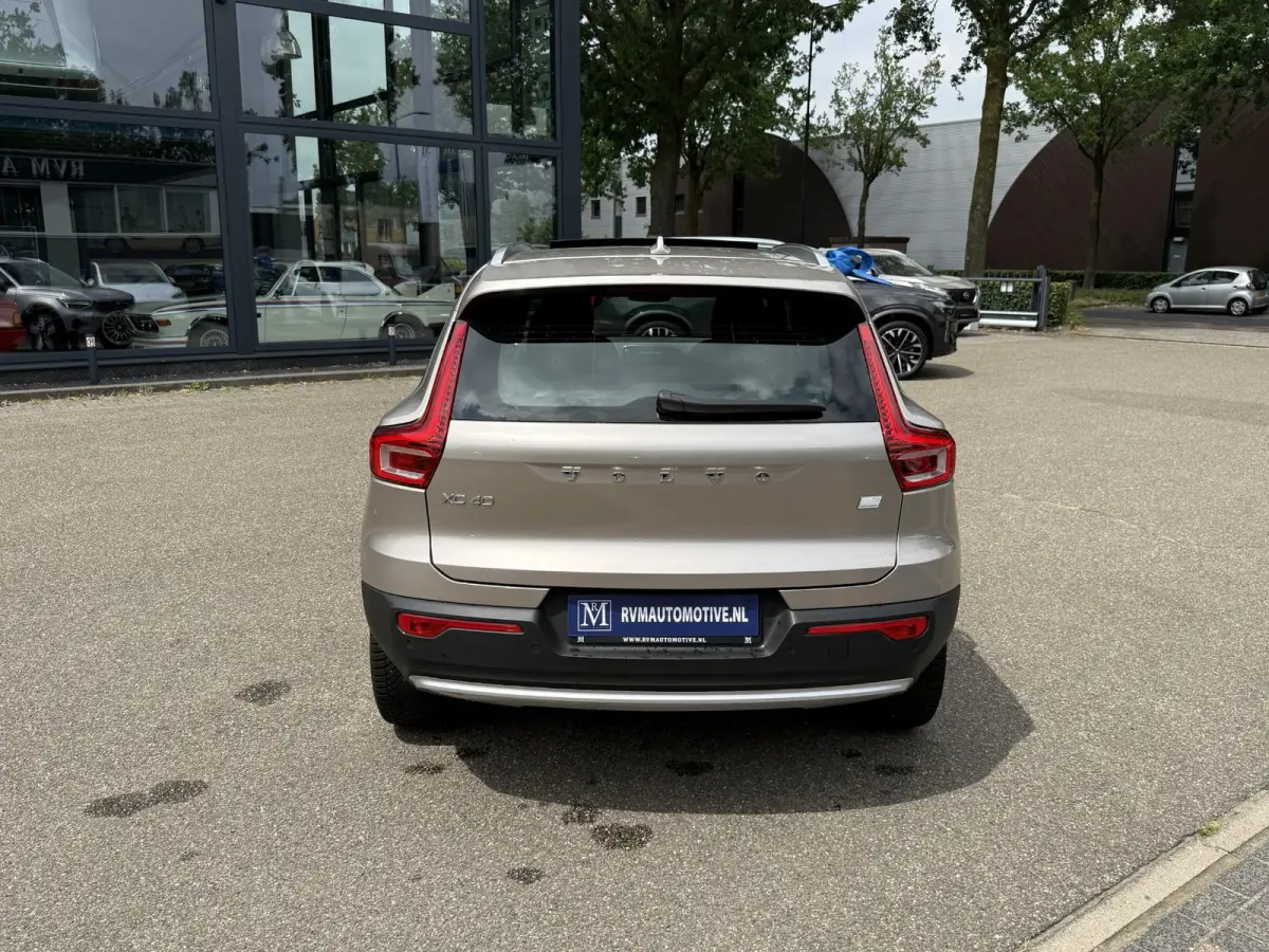 1.5 T4 Plug-in hybrid Plus Bright VOLVO DEALER ONDERHOUDEN | PANO| 360 CAMERA| HARMAN KARDON| STOEL + STUURVERWARMING|