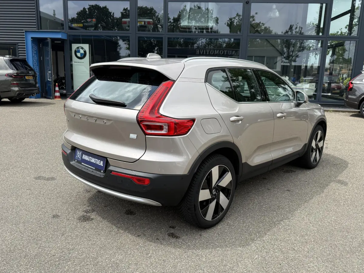 1.5 T4 Plug-in hybrid Plus Bright VOLVO DEALER ONDERHOUDEN | PANO| 360 CAMERA| HARMAN KARDON| STOEL + STUURVERWARMING|