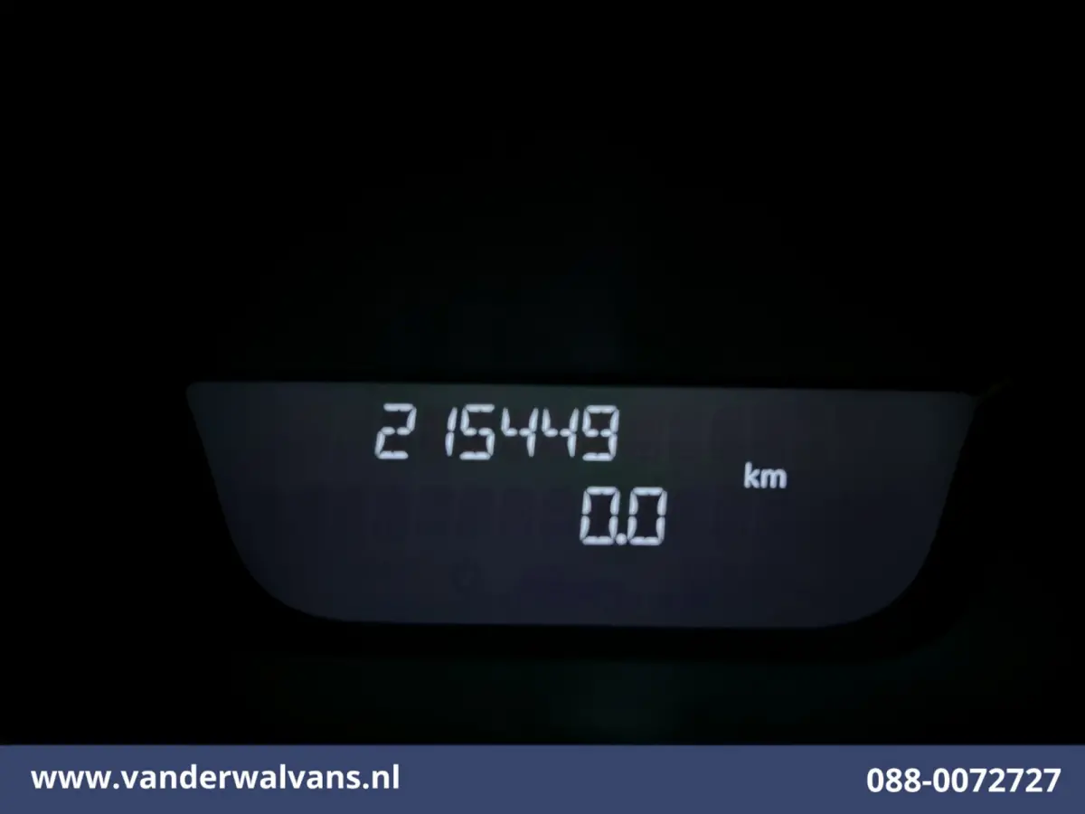 1.6 dCi L1H1 Airco | Cruisecontrol | Trekhaak | Parkeersensoren Bijrijdersbank
