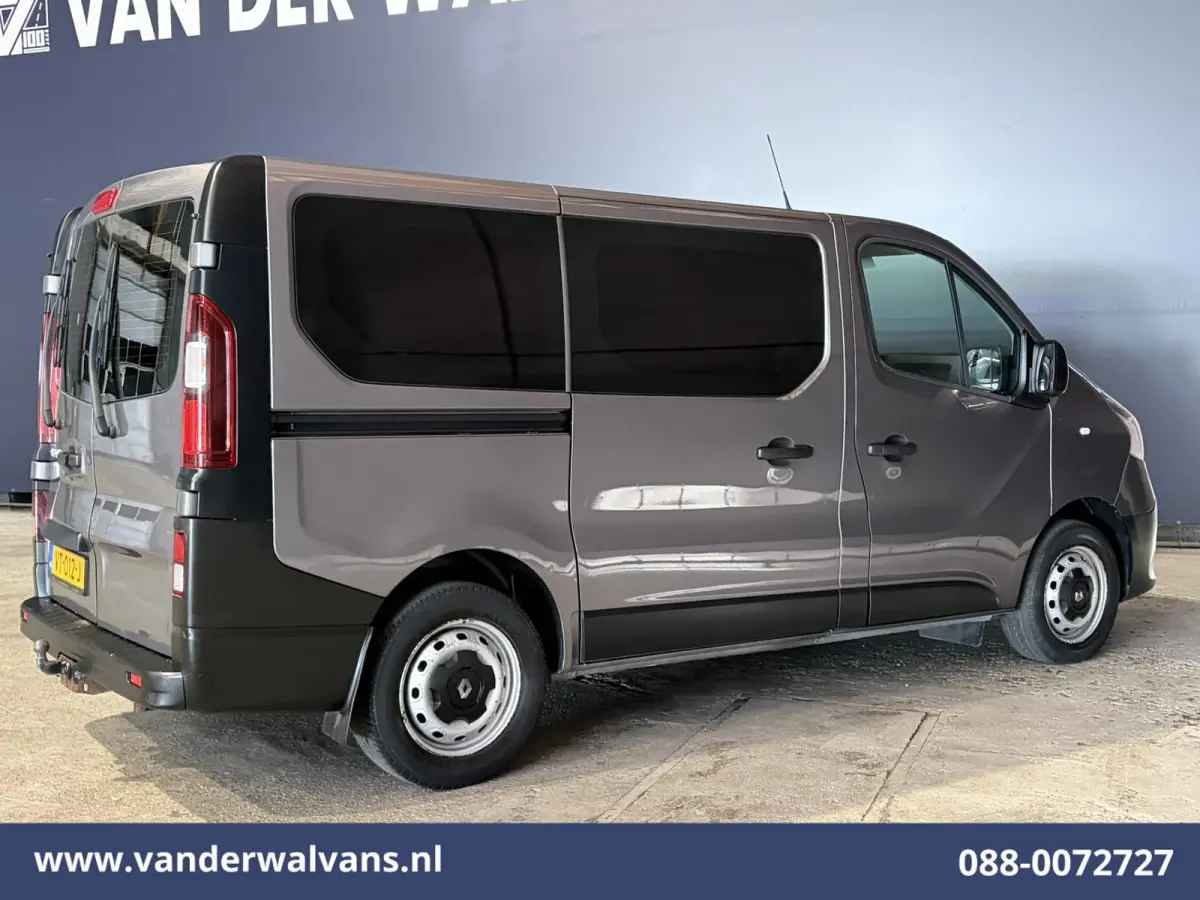 1.6 dCi L1H1 Airco | Cruisecontrol | Trekhaak | Parkeersensoren Bijrijdersbank
