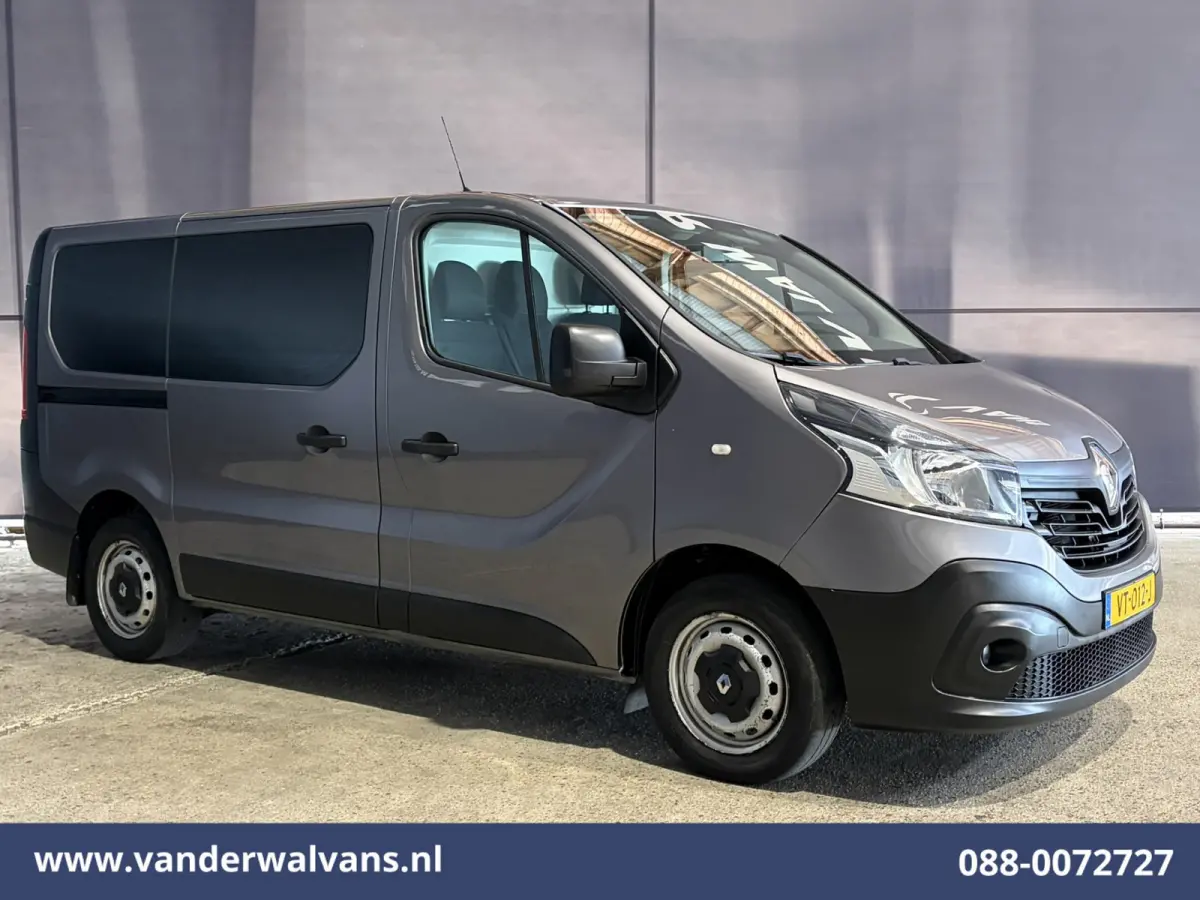 1.6 dCi L1H1 Airco | Cruisecontrol | Trekhaak | Parkeersensoren Bijrijdersbank