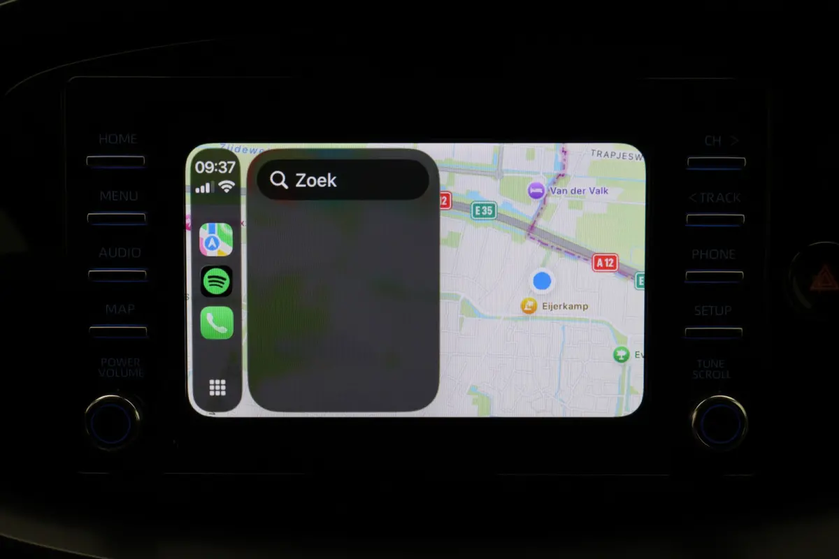 1.0 VVT-i MT Play Camera, Airco, Cruise, Apple Carplay, Rijstrooksensor, Elektrisch Pakket