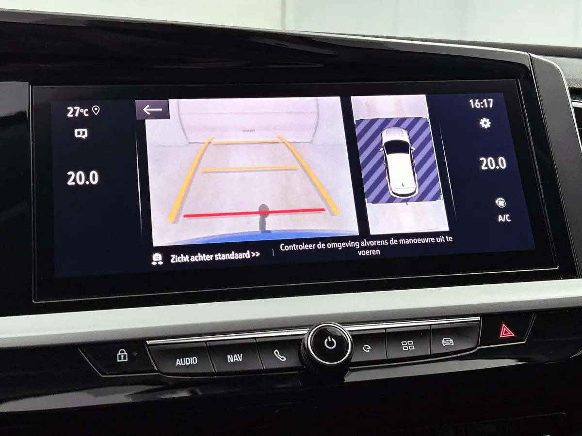 1.6 Turbo Plug-In Hybrid Ultimate 225pk Automaat | Trekhaak | Leder | Keyless | Camera | Cruise Control Adaptief | Apple Carplay/Android Auto | Dodehoek Detectie | Stoelverwarming en -verkoe