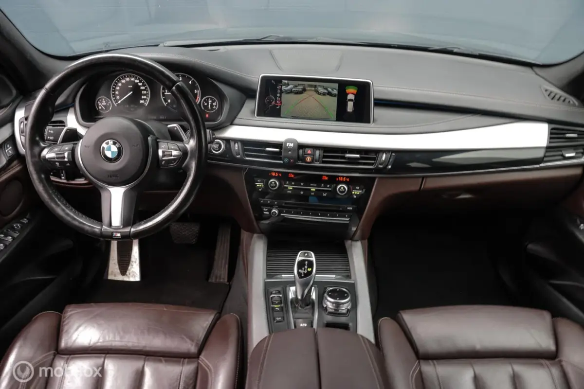 xDrive25d |M-Sport|HUD|Trekhaak|Camera|Comfortstoelen|