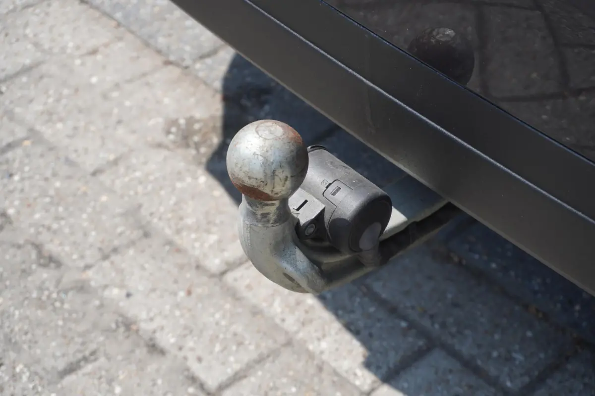 | High Executive | Driving Assistant Professional | Trekhaak met elektrisch wegklapbare kogel | Extra getint glas achter | Harman Kardon Surround Sound Systeem