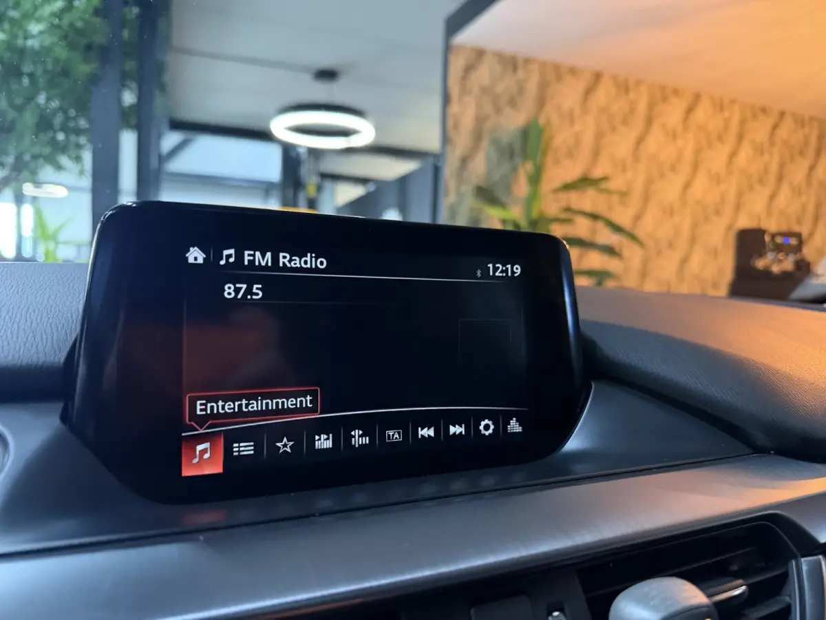 2.0 SkyActiv-G 165 Skylease+|Keyless|StoelVW|Navi|Cruise|PDC|LED|17" Velgen|Rijklaar