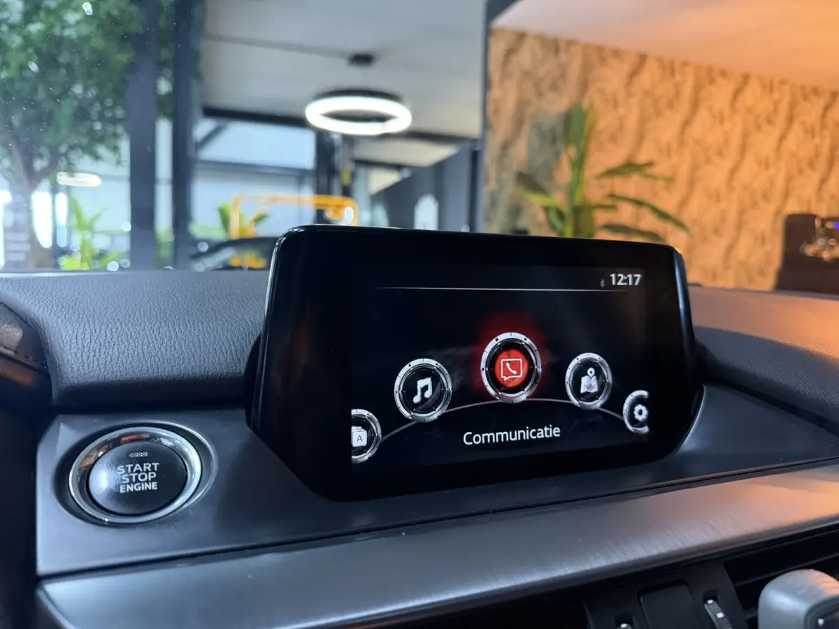 2.0 SkyActiv-G 165 Skylease+|Keyless|StoelVW|Navi|Cruise|PDC|LED|17" Velgen|Rijklaar