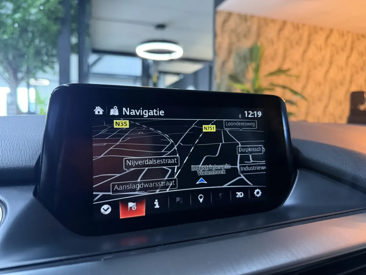 2.0 SkyActiv-G 165 Skylease+|Keyless|StoelVW|Navi|Cruise|PDC|LED|17" Velgen|Rijklaar