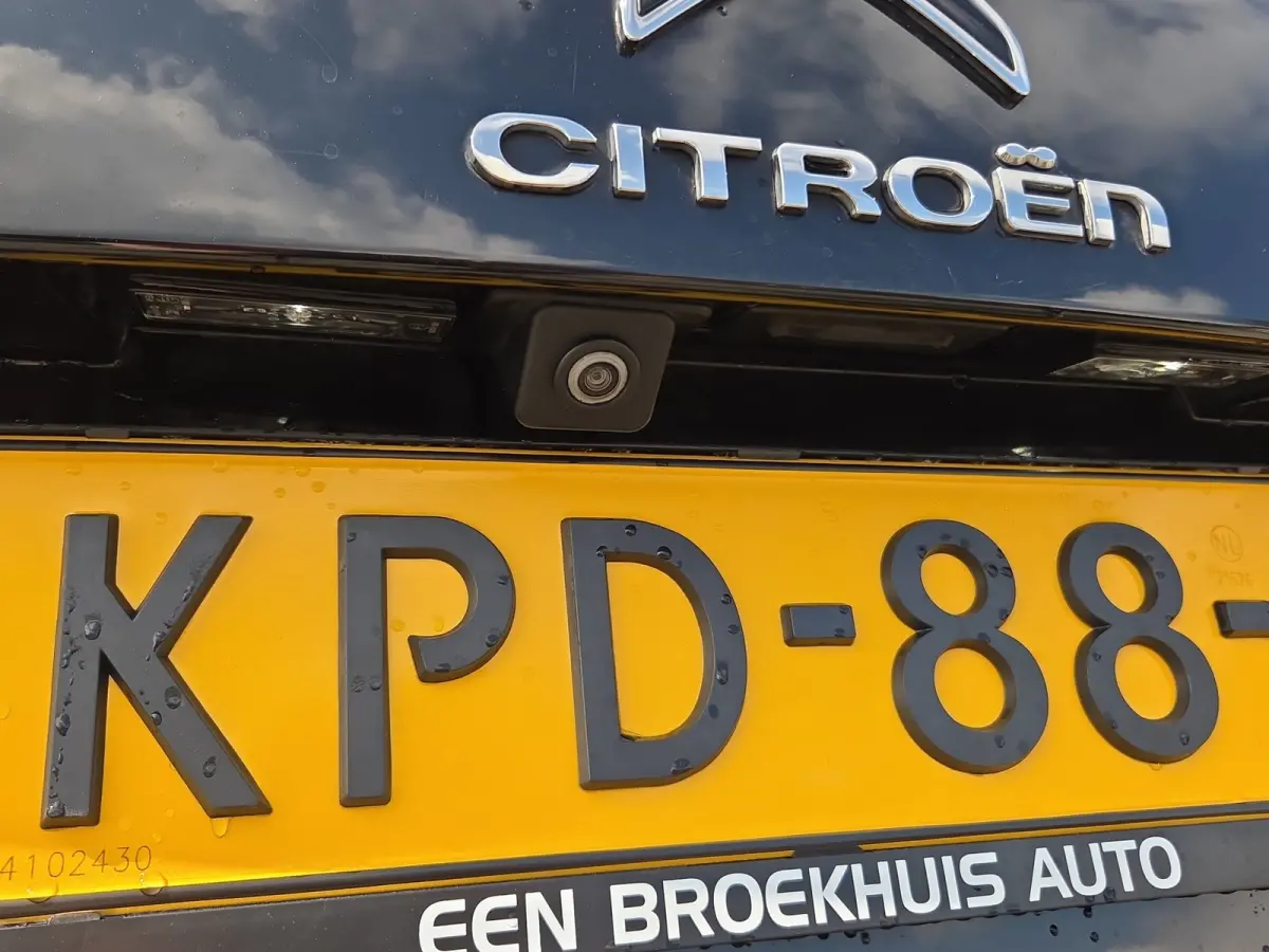 1.6 Plug-in Hybrid 225 Business Plus Panoramadak | Trekhaak | Elektrische stoelverstelling + memory | Voor en achter camera | Voorstoelen verwarmd