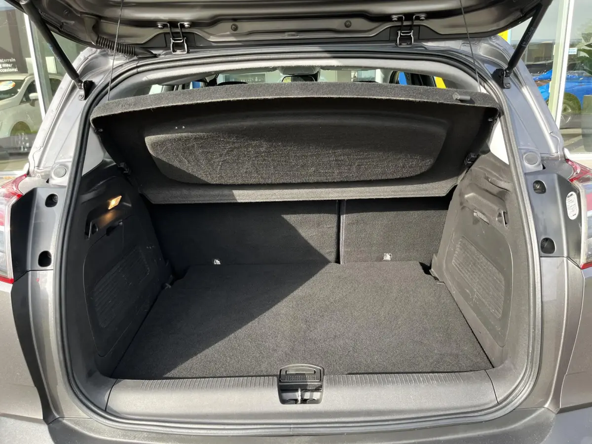 1.2 Turbo Innovation | Automaat | Climate Control | Cruise Control | Trekhaak | Parkeersensoren Achter | Navigatie | Apple Carplay/ Android Auto |